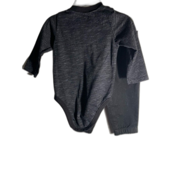 Garanimals Bundle 12M Blue Gray/ BLK WHT / Olive Green Shirt & Pants (3) Set - Picture 6 of 11